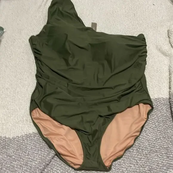 NWT- J Crew- 24+ One Shoulder One Piece Ruched Swimsuit - Picture 2 of 10